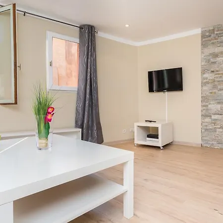 Studio Cappuccino - Old Town Apartment
